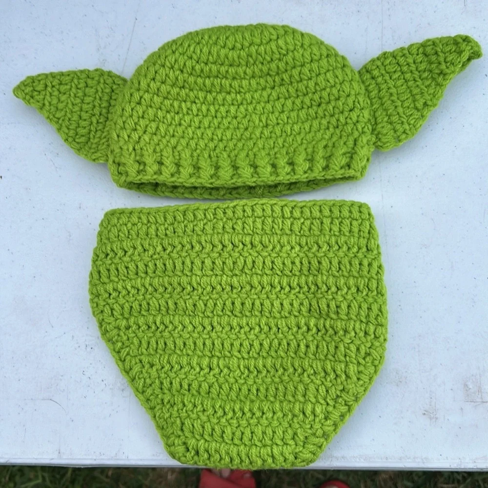 NWOT Baby YODA Costume Hand Crochet Hat & Diaper Cover Outfit Star Wars photo op - Picture 3 of 7